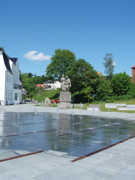 Pladsen foran Folkehjem monumentet, Aabenraa kommune